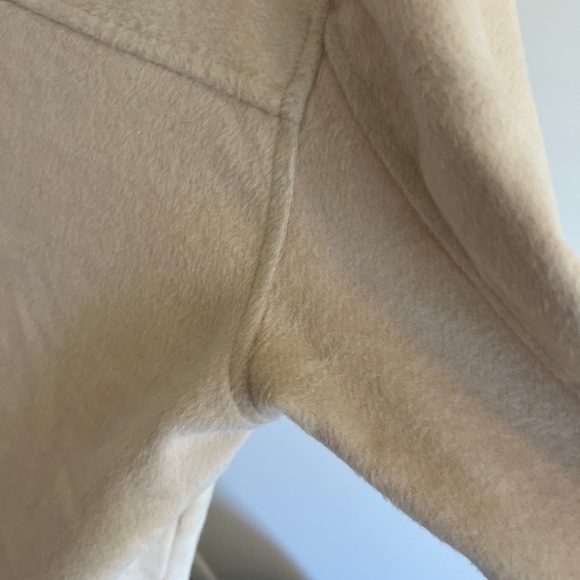 Beautiful and soft - never worn, creamy shacket. - Picture 3 of 7